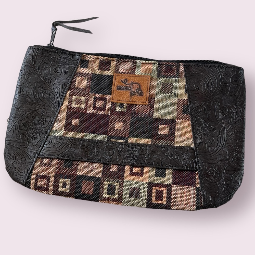 Clutch/ Wallet handbag- Spacious compartment including two pockets. Handmade Bag